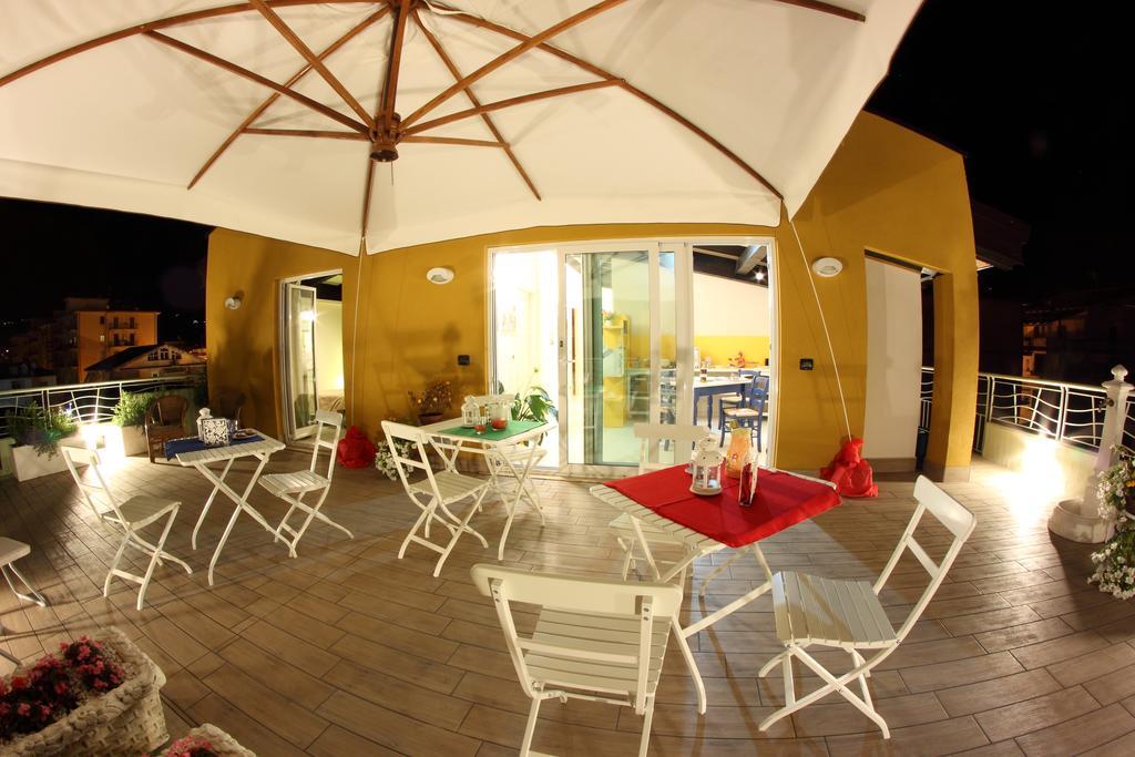 B&B I Fiori Del Mare Agropoli Εξωτερικό φωτογραφία