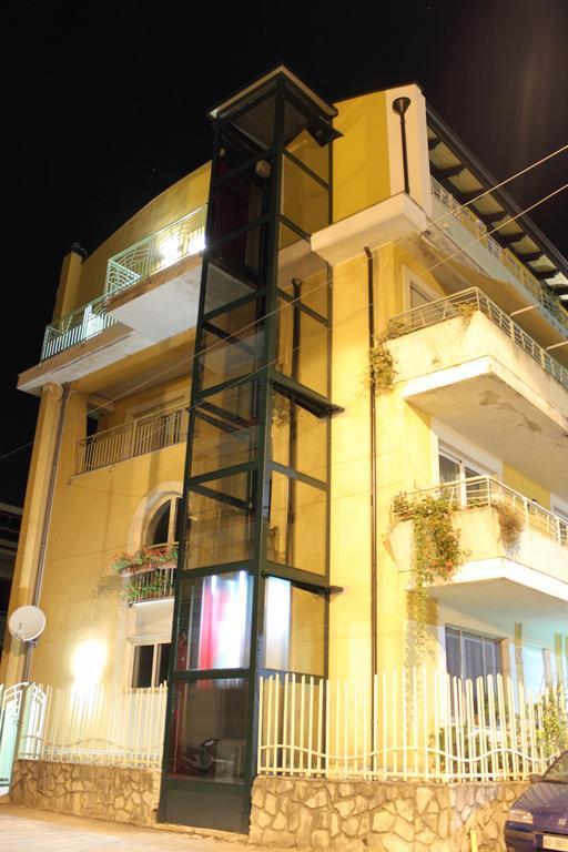 B&B I Fiori Del Mare Agropoli Εξωτερικό φωτογραφία